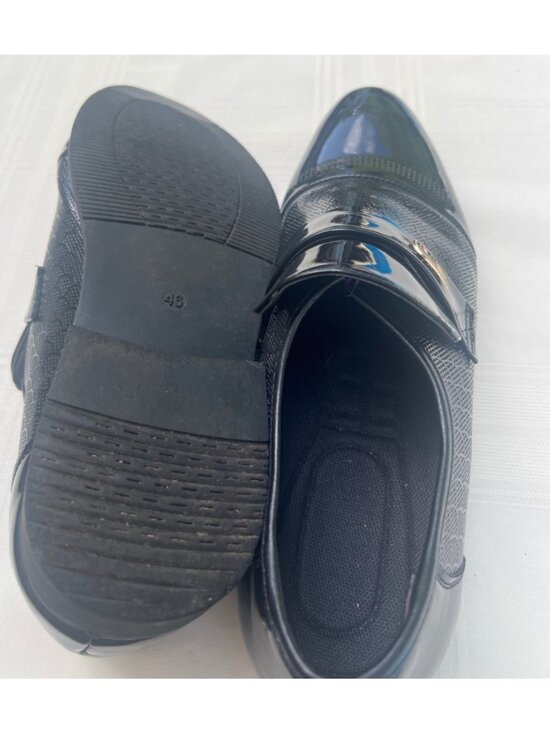 Mens Black Patent Leather Dress Shoes With Gold Buckle Detail Size 46 main image 4